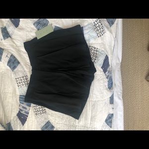 NWT ALC black shorts size 4